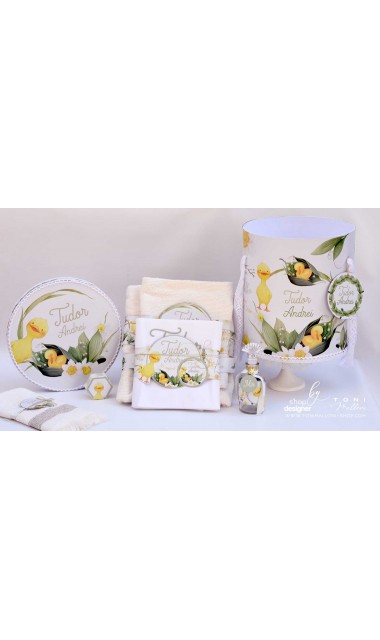 Trusou botez cu ratuste, narcise si flori de margaritar Mac Mac 33